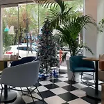 The Blue Bottle Central Салоники