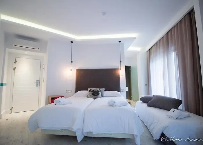 Blue Bottle Boutique Hotel 3*