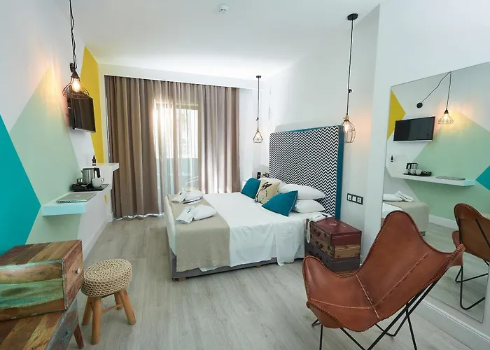 Hotel Blue Bottle Boutique 3*