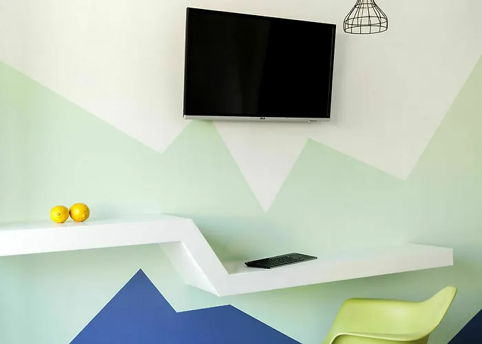 Blue Bottle Boutique Hotel