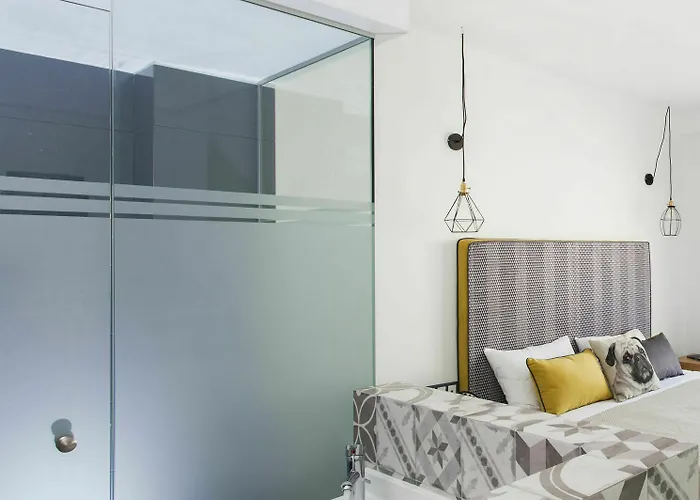 Blue Bottle Boutique Hotel