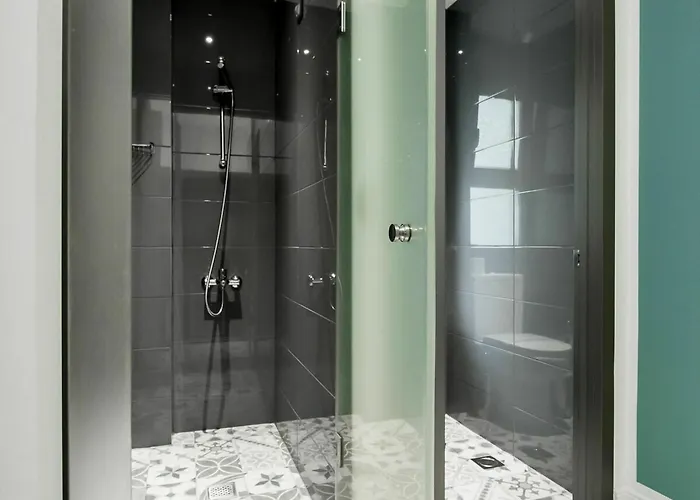 Blue Bottle Boutique Отель