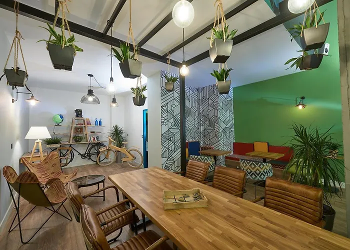 Blue Bottle Boutique Hotel 3*