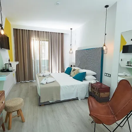 Hotel Blue Bottle Boutique 3*