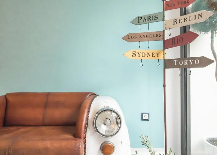 Blue Bottle Boutique 3*