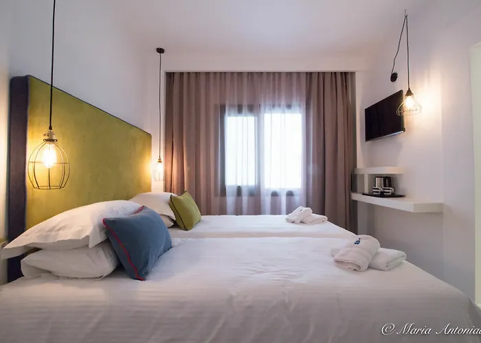 Blue Bottle Boutique Hotel 3*